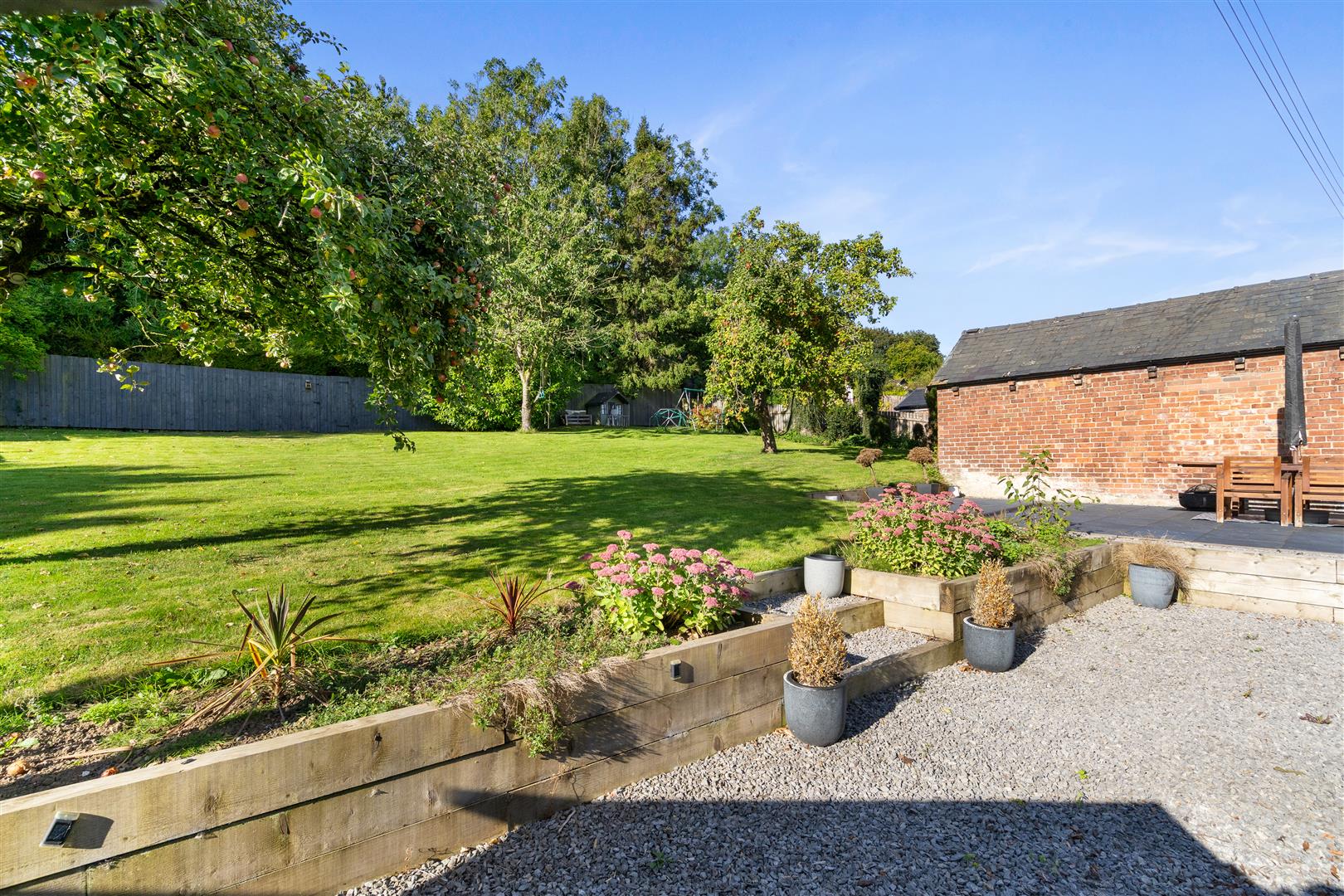 South/West Facing Garden